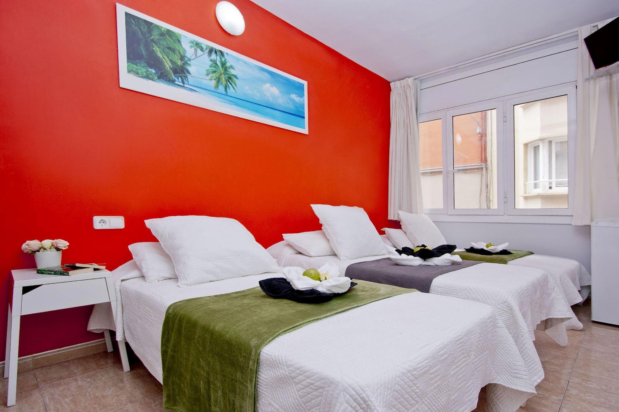 Barcelona City North Hostal Экстерьер фото